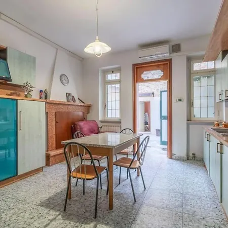 La Casa Di Za' Rosina Hébergement de vacances Monteodorisio