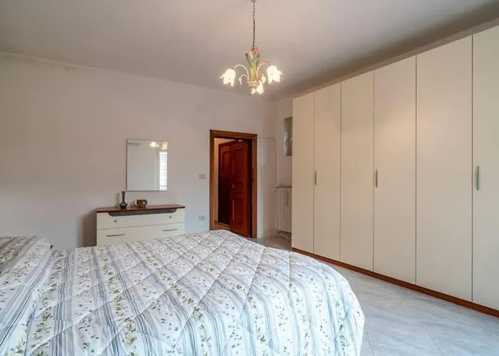 בית נופש Casa Di Za' Rosina Monteodorisio